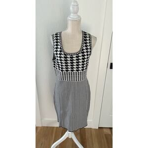 Carmen Marc Valvo Petite Black and White Knit Houndstooth Dress- PL